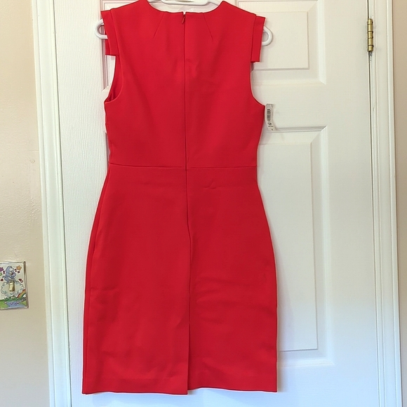 NWT Babaton by Aritzia Etienne Dress Size 6 - Picture 2 of 2